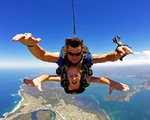 beach newcastle skydive skydiving adrenaline tandem